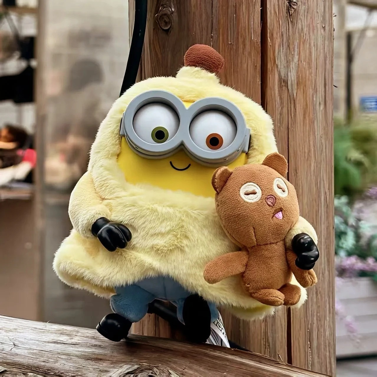 Baru dan Populer BOB&TIM Minio - Cosplay Fire Prop ulasan dan harga